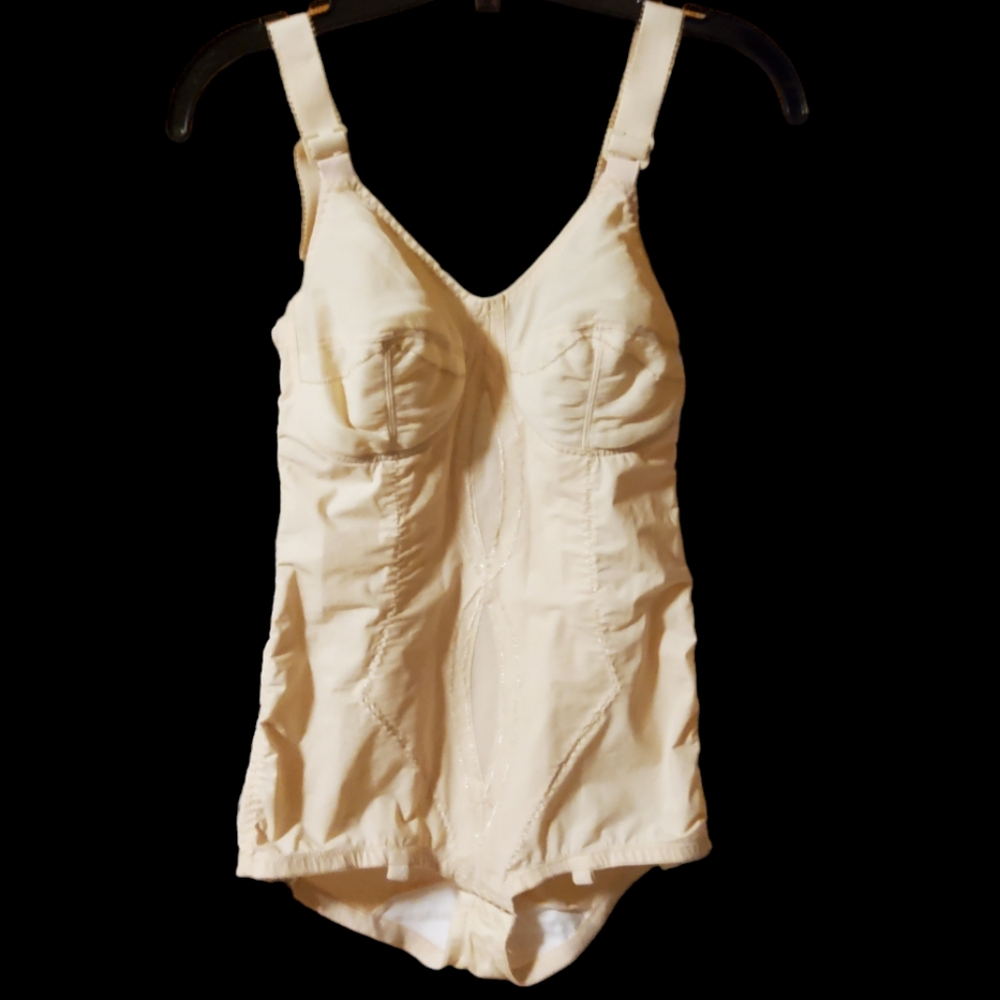 Playtex Cream Shapewear Bodysuit